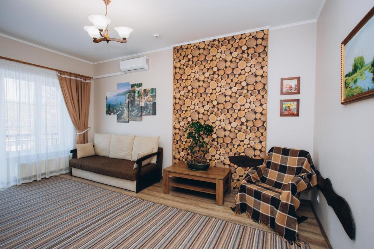 Tamerlan Khmelʼnytsʼkyy Exterior foto